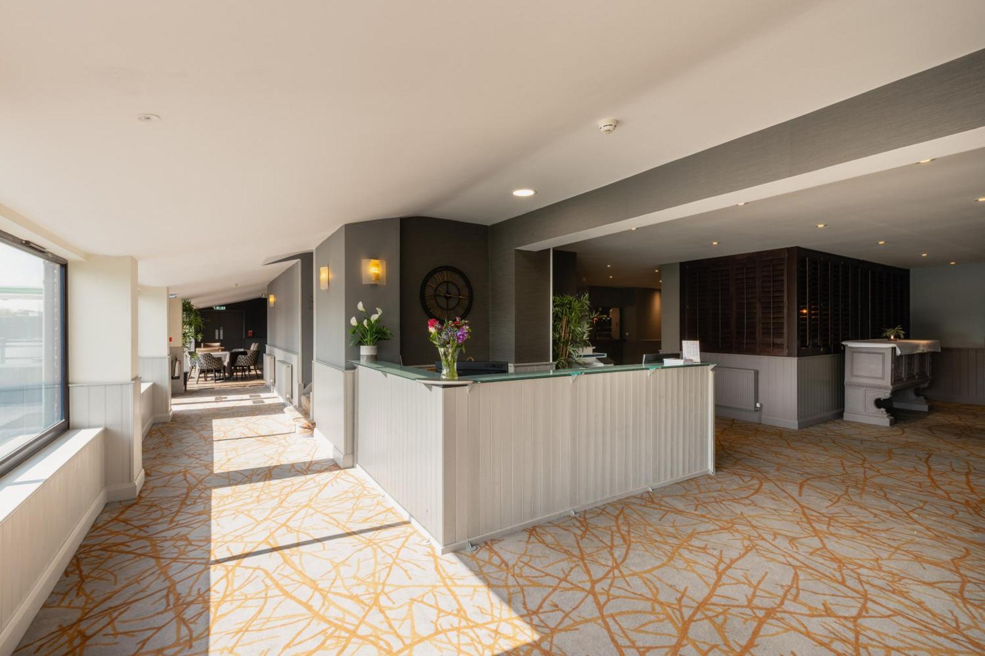 סליסבורי The Stones Hotel מראה חיצוני תמונה