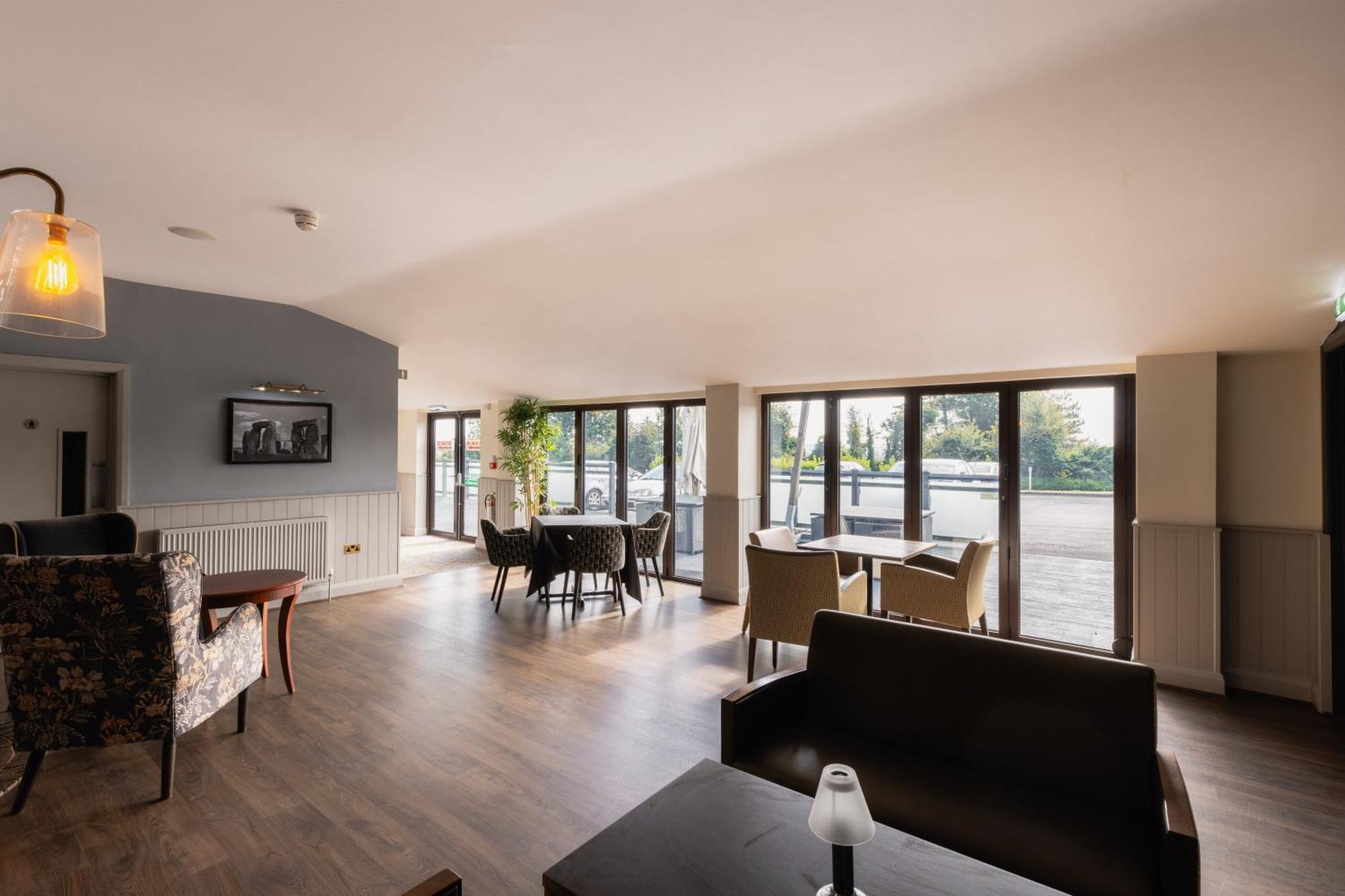סליסבורי The Stones Hotel מראה חיצוני תמונה